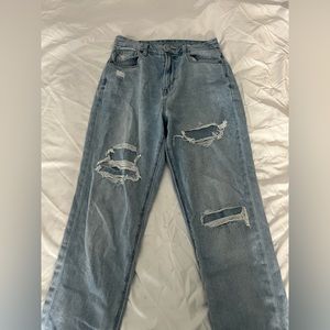 American Eagle ripped jeans. Size 2
